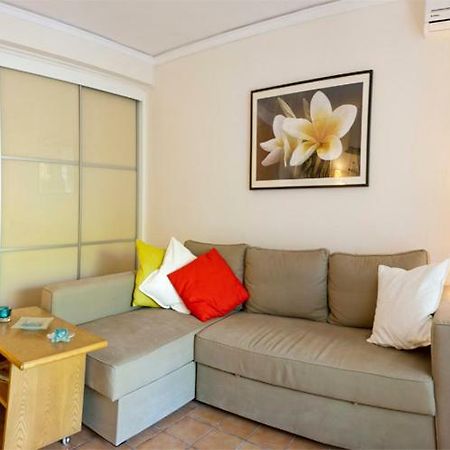 Comfortable Garden Apt Near Vouliagmeni Beach Athens Exterior photo