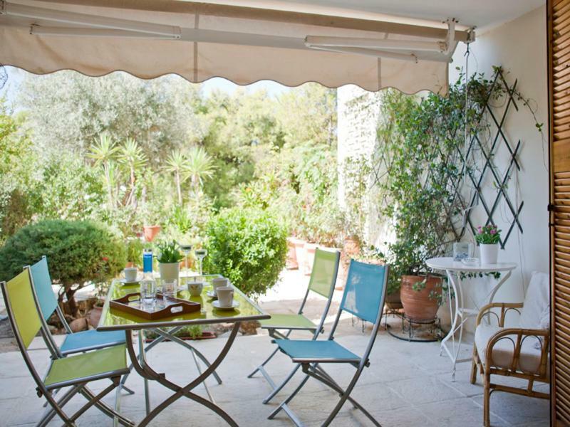 Comfortable Garden Apt Near Vouliagmeni Beach Athens Exterior photo